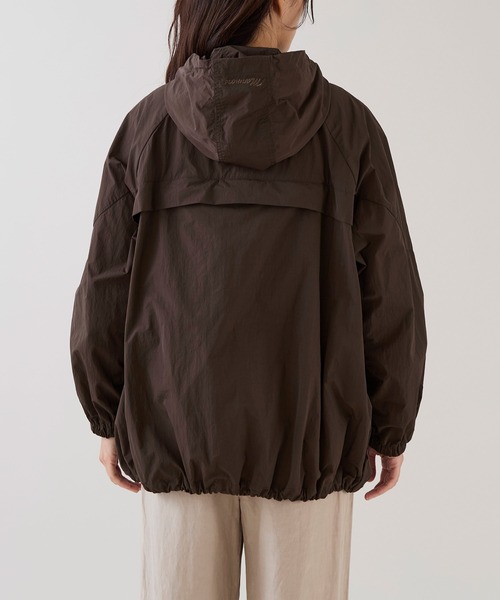 marmors（マルモア）の「【marmors】撥水パッカブルウィンドブレーカー（その他アウター・レディース・ブラウン/ライトベージュ/グレイッシュベージュ・36）」の7枚目の写真