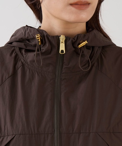 marmors（マルモア）の「【marmors】撥水パッカブルウィンドブレーカー（その他アウター・レディース・ブラウン/ライトベージュ/グレイッシュベージュ・36）」の8枚目の写真