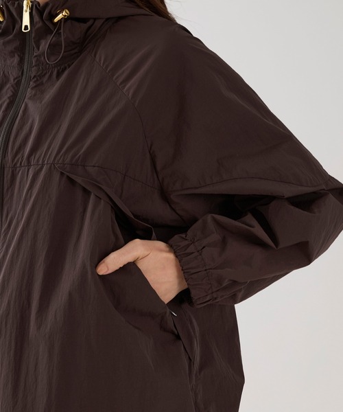 marmors（マルモア）の「【marmors】撥水パッカブルウィンドブレーカー（その他アウター・レディース・ブラウン/ライトベージュ/グレイッシュベージュ・36）」の10枚目の写真