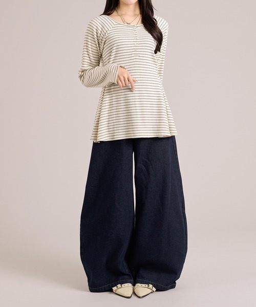apres jour mignon（アプレジュールミニョン）の「2Wayウエストボタンプルオーバー（Tシャツ/カットソー・レディース・ホワイト系その他/オフホワイト/グレー/ブラウン系その他・LARGE/フリー）」の22枚目の写真