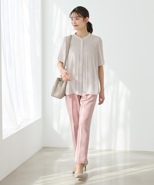 Honeys(ハニーズ)の「シャーリングブラウス(シャツ/ブラウス・レディース・チャコール/モカ/グリーン/ライム/グレイッシュベージュ・3L/L/LL/M/S)」の14枚目の写真
