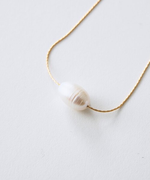 THE PAUSE(ザ ポーズ)の「【THE PAUSE】パールトップチョーカー(チョーカー・レディース・ゴールド/シルバー・FREE)」の4枚目の写真