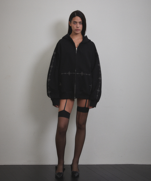 VOONT（ブント）の「Stud Line Hood Zip-up (BLACK)（パーカー・レディース・ブラック・OS）」の15枚目の写真