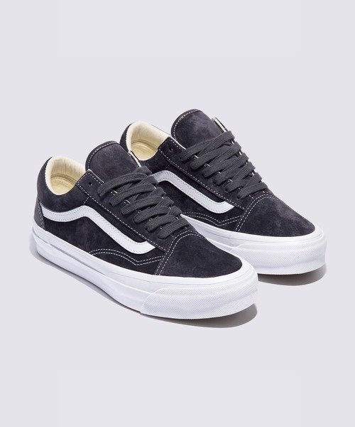 VANS(バンズ)の「VANS PREMIUM オールドスクール ピッグスエード / LX Old Skool PIG SUEDE NINE IR VN000D56BYD1(スニーカー・メンズ・ダークグレー・4)」の2枚目の写真