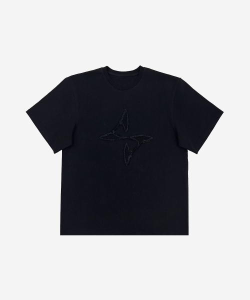 BLR(ビーエルアール)の「Low-Cut Patch Logo T-Shirt Black(Tシャツ/カットソー・メンズ・その他・SMALL/MEDIUM/LARGE)」の3枚目の写真
