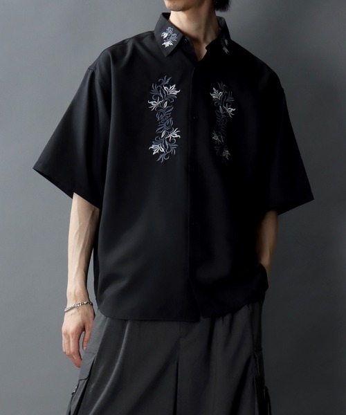 SITRY（シトリー）の「Flower Embroidery Shirt/花刺繍 ビッグシルエット 半袖シャツ（シャツ/ブラウス・メンズ・ホワイト/ホワイト系その他/ブラック/ブラック系その他・LL/M/L）」の22枚目の写真
