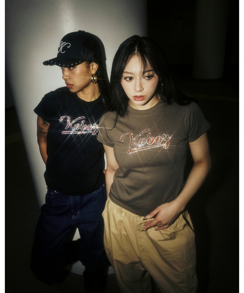 KEBOZ（ケボズ）の「W ICON RHINESTONE S/S TEE（Tシャツ/カットソー・レディース・ホワイト/オリーブ/ブラック・ONE SIZE）」の4枚目の写真