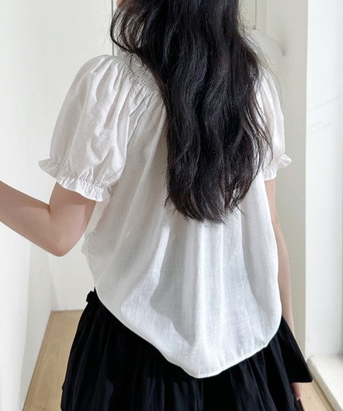 Ada.（エイダ）の「フロントリボン パフスリーブ Aラインチュニックブラウス（シャツ/ブラウス・レディース・イエロー/ホワイト/ブルー・FREE）」の6枚目の写真