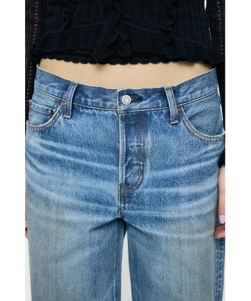 MOUSSY(マウジー)の「MIDRISE DAMAGED SLIM STRAIGHT(デニムパンツ・レディース・ブルー・0/1/2)」の11枚目の写真