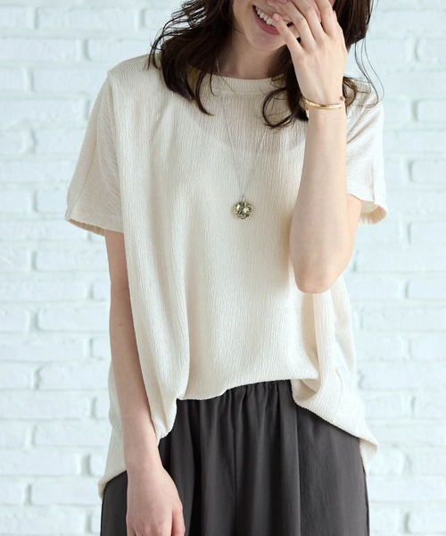 BELLUNA PLUS（ベルーナ）の「楊柳素材ドルマンプルオーバー（Tシャツ/カットソー・レディース・ブラック/アイボリー/セージグリーン/コーラル・MEDIUM/LARGE/X-LARGE）」の9枚目の写真