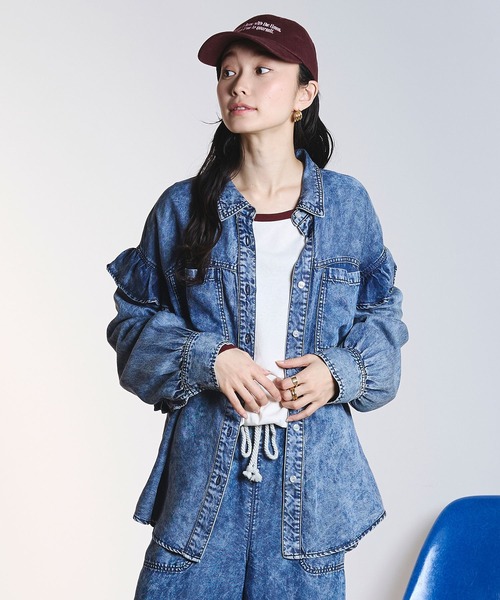 ROSE BUD(ローズバッド)の「LIGHT OZ FRILL DENIM SHIRT(シャツ/ブラウス・レディース・ライトインディゴブルー/インディゴブルー・ONE SIZE)」の11枚目の写真