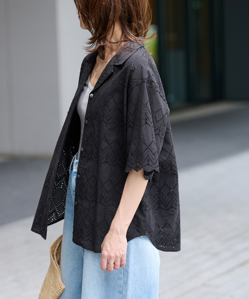 JOURNAL STANDARD relume(ジャーナルスタンダード レリューム)の「《一部WEB限定追加》コットンカットワーク刺繍開襟シャツ(シャツ/ブラウス・レディース・ホワイト/ブラック/ブラック系その他/ホワイト系その他・FREE)」の10枚目の写真