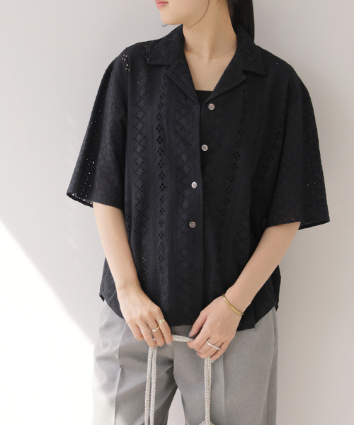 JOURNAL STANDARD relume(ジャーナルスタンダード レリューム)の「《一部WEB限定追加》コットンカットワーク刺繍開襟シャツ(シャツ/ブラウス・レディース・ホワイト/ブラック/ブラック系その他/ホワイト系その他・FREE)」の15枚目の写真