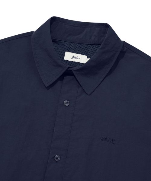 YALE(イェール)の「ナイロンスポーティコーチシャツネイビー(シャツ/ブラウス・レディース・その他・LARGE/MEDIUM/SMALL/X-LARGE/X-SMALL/XX-LARGE)」の4枚目の写真