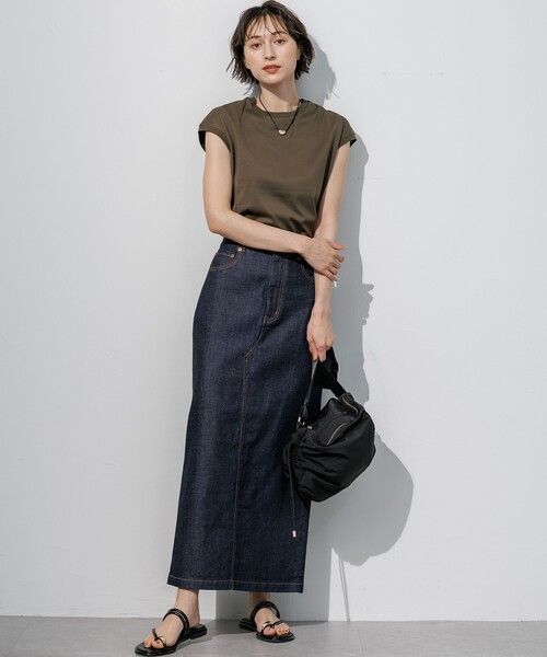 23区(ニジュウサンク)の「シルキータッチ フレンチスリーブ Tシャツ(Tシャツ/カットソー・レディース・グレー系/ベージュ系/ホワイト系/パイングリーン系/ピンク系/カーキ系/ダルブルー系/ブラック系/ネイビー系・38)」の15枚目の写真