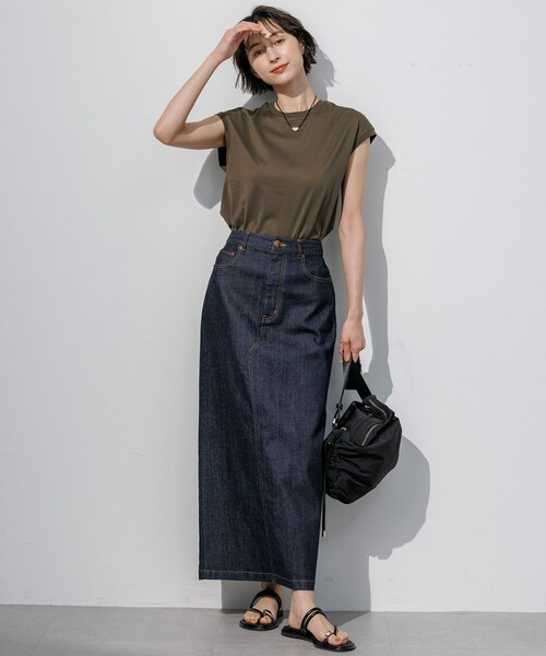 23区(ニジュウサンク)の「シルキータッチ フレンチスリーブ Tシャツ(Tシャツ/カットソー・レディース・グレー系/ベージュ系/ホワイト系/パイングリーン系/ピンク系/カーキ系/ダルブルー系/ブラック系/ネイビー系・38)」の16枚目の写真