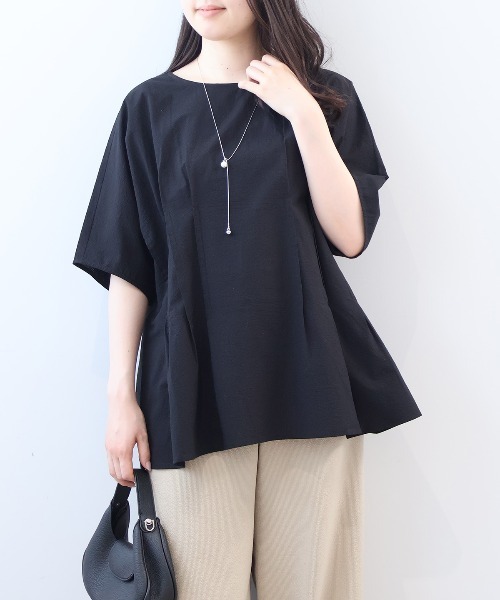 fleur by mint breeze（フルールバイミントブリーズ）の「【L～5L 大きいサイズ】コットンシアサッカーサイドタックブラウス（シャツ/ブラウス・レディース・オフホワイト/ブルー/ブラック・LL/3L/4L/5L/L）」の2枚目の写真
