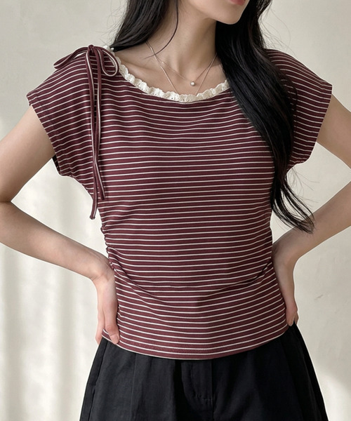 VIVID LADY(ビビッドレディー)の「レースネック リボン ボーダー柄 半袖トップス(Tシャツ/カットソー・レディース・ブラック/ワイン・FREE)」の4枚目の写真