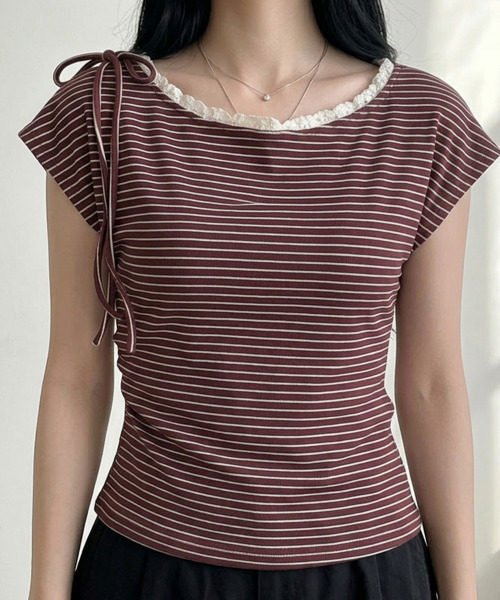 VIVID LADY(ビビッドレディー)の「レースネック リボン ボーダー柄 半袖トップス(Tシャツ/カットソー・レディース・ブラック/ワイン・FREE)」の5枚目の写真