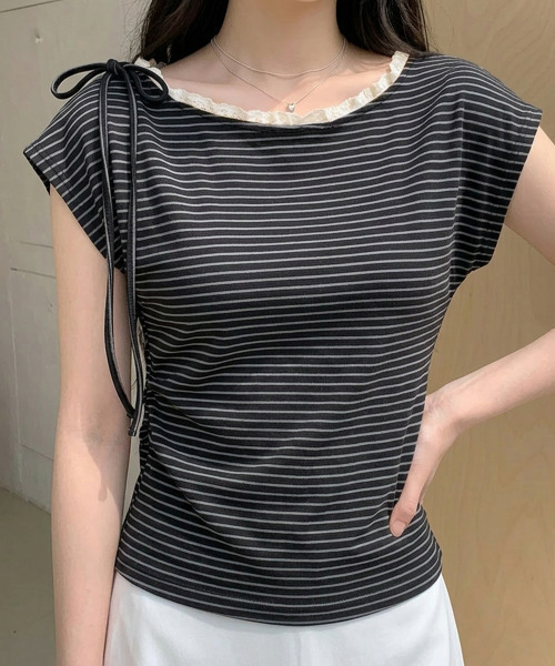 VIVID LADY(ビビッドレディー)の「レースネック リボン ボーダー柄 半袖トップス(Tシャツ/カットソー・レディース・ブラック/ワイン・FREE)」の6枚目の写真