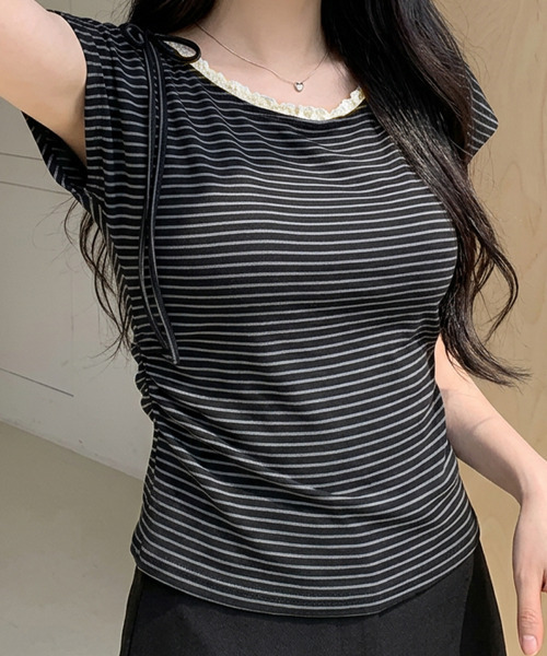 VIVID LADY(ビビッドレディー)の「レースネック リボン ボーダー柄 半袖トップス(Tシャツ/カットソー・レディース・ブラック/ワイン・FREE)」の8枚目の写真