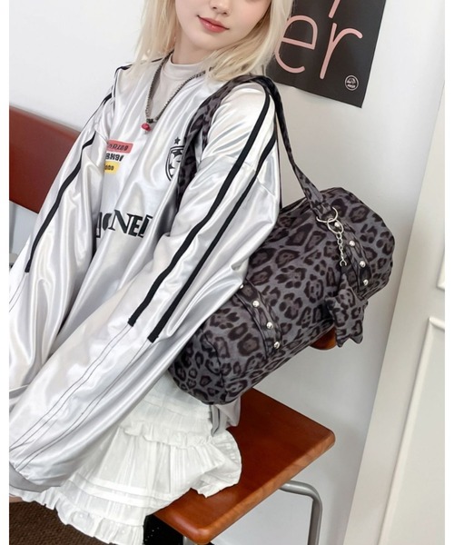 CHEER(チアー)の「スタッズライン・カモフラボストンバッグ(トートバッグ・レディース・カモフラージュ/パープル系その他・フリー)」の14枚目の写真