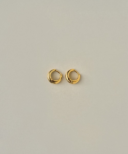 VATSURICA（バツリカ）の「〈LOINE〉金属アレルギー対応 / ステンレス / ミニ ドロップ フープピアス 11mm（ピアス（両耳用）・レディース・ゴールド・FREE）」の6枚目の写真
