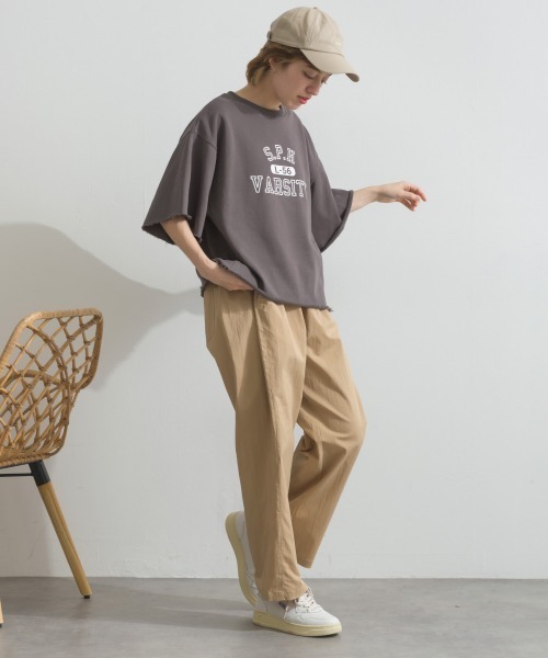 OMNES(オムネス)の「カレッジプリントスウェット半袖Tシャツ(Tシャツ/カットソー・レディース・ライトグレー/チャコールグレー/ライトブルー/アイボリー/グリーン・FREE)」の14枚目の写真