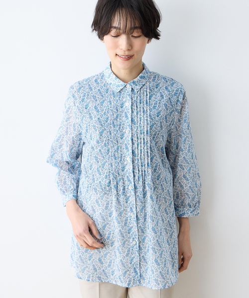 DECOY SINCE 1981(デコイシンスイチキュウハチイチ)の「【Liberty】花柄リバティシアーピンタックブラウス(シャツ/ブラウス・レディース・ブルー/ピンク・9号/11号/13号)」の4枚目の写真