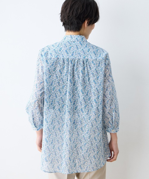DECOY SINCE 1981(デコイシンスイチキュウハチイチ)の「【Liberty】花柄リバティシアーピンタックブラウス(シャツ/ブラウス・レディース・ブルー/ピンク・9号/11号/13号)」の6枚目の写真
