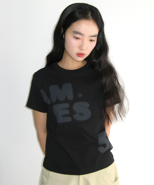 AMESWORLDWIDE(アメスワールドワイド)の「SPRAY 52 TYPO TEE BLACK(Tシャツ/カットソー・レディース・その他・SMALL/MEDIUM/LARGE)」の9枚目の写真