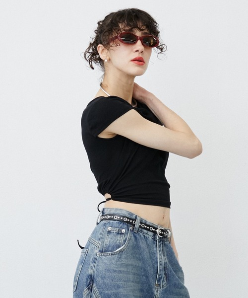 uyu.（ウユ）の「バッグオープンカップ付きカットソー（Tシャツ/カットソー・レディース・グリーン/ホワイト/ブラック・FREE）」の5枚目の写真