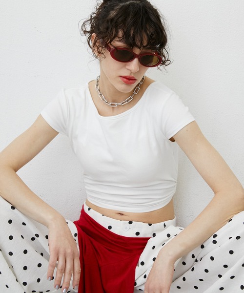 uyu.（ウユ）の「バッグオープンカップ付きカットソー（Tシャツ/カットソー・レディース・グリーン/ホワイト/ブラック・FREE）」の16枚目の写真