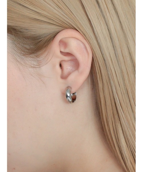 Bilan(ビラン)の「【BILAN】ワンタッチフープピアス(サージカルステンレス)(ピアス(両耳用)・レディース・シルバー/ゴールド・FREE)」の17枚目の写真