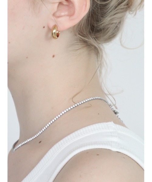 Bilan(ビラン)の「【BILAN】ワンタッチフープピアス(サージカルステンレス)(ピアス(両耳用)・レディース・シルバー/ゴールド・FREE)」の5枚目の写真