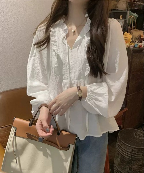 BLANC FICELLE(ブランフィセル)の「バルーンスリーブ 薄手シャツ(シャツ/ブラウス・レディース・White・M/L/XL)」の4枚目の写真