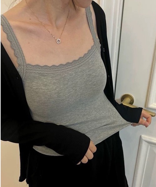 Lace Ladies(レースレディース)の「レース トリム リブ カップ付き キャミソール(キャミソール・レディース・ブラック/アイボリー/グレー/グレイッシュベージュ・FREE)」の11枚目の写真