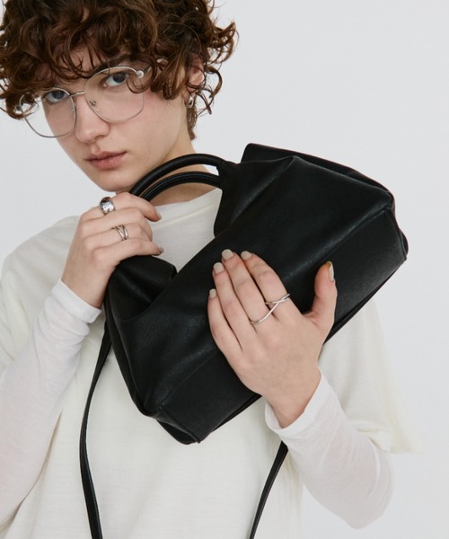 arholiday.standard（エーアールホリデースタンダード）の「2way ring handle gathered bag / 2WAYリングハンドルギャザーバッグ（ハンドバッグ・レディース・ブラウン/ブラック・FREE）」の2枚目の写真