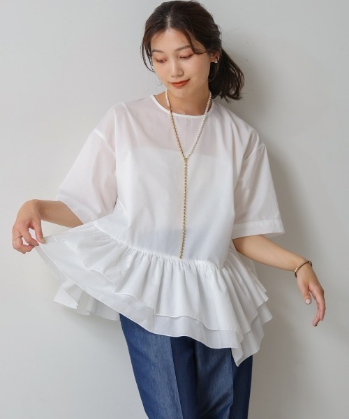 Bou Jeloud(ブージュルード)の「ペプラムフリルTシャツブラウス(シャツ/ブラウス・レディース・オフホワイト・MEDIUM)」の3枚目の写真