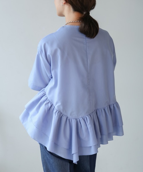 Bou Jeloud(ブージュルード)の「ペプラムフリルTシャツブラウス(シャツ/ブラウス・レディース・オフホワイト・MEDIUM)」の22枚目の写真
