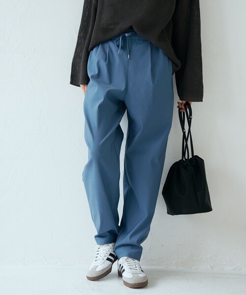 coen(コーエン)の「【定番/秋カラー/ストレッチ性/撥水/UVカット】【シリーズ累計販売数20万本突破】イージービューティーテーパードパンツ(WEB限定サイズ)(その他パンツ・レディース・ダークグレー/ロイヤルブルー/ベージュ/オリーブ/ダークブラウン/ブラック・XS/S/M/L/XL)」の6枚目の写真