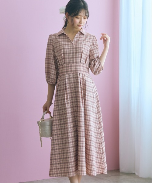 marun(マルン)の「<大きいサイズ>チェック柄スキッパーワンピース marun(ワンピース・レディース・ブラック系/ピンク系・L/4L/3L/LL/5L)」の17枚目の写真