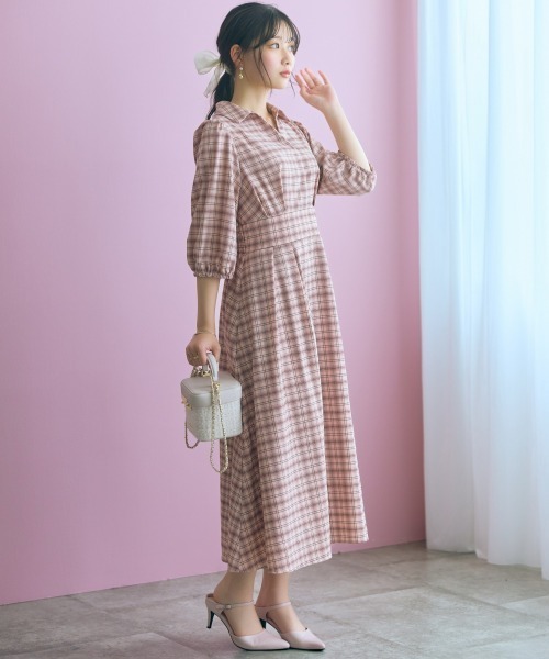 marun(マルン)の「<大きいサイズ>チェック柄スキッパーワンピース marun(ワンピース・レディース・ブラック系/ピンク系・L/4L/3L/LL/5L)」の19枚目の写真