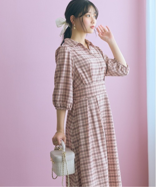 marun(マルン)の「<大きいサイズ>チェック柄スキッパーワンピース marun(ワンピース・レディース・ブラック系/ピンク系・L/4L/3L/LL/5L)」の20枚目の写真