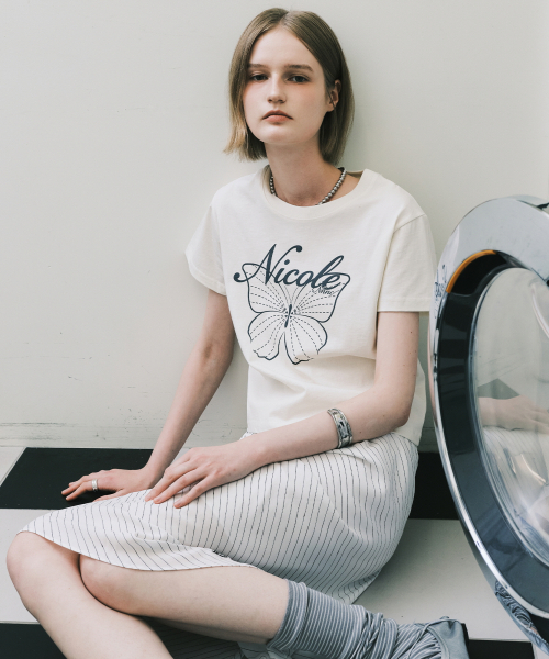 NICK&NICOLE(ニックアンドニコール)の「NICOLE BUTTERFLY CROP TOP_CREAM CHARCOAL(Tシャツ/カットソー・レディース・その他・FREE)」の3枚目の写真