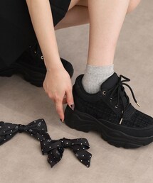 インヒール」に該当するスニーカー（ブラック/黒色系）ファッション
