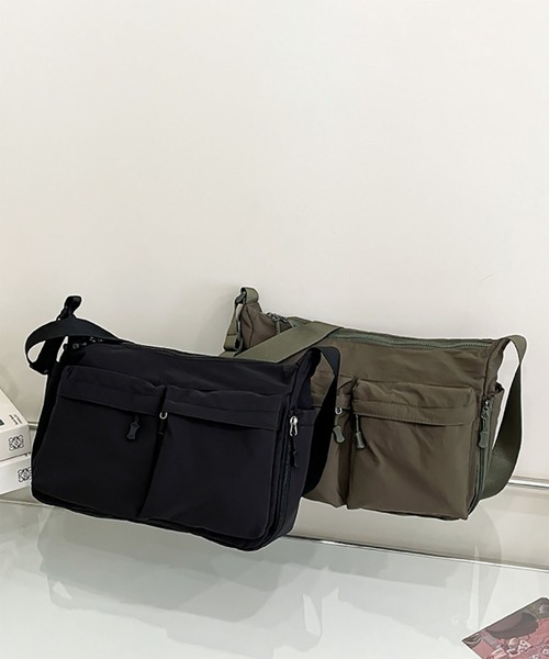 WESTBOY(ウエストボーイ)の「Y2K ツインポケット ナイロンショルダーバッグ WO26W2BG04(ショルダーバッグ・メンズ・グリーン/ブラック・FREE)」の13枚目の写真