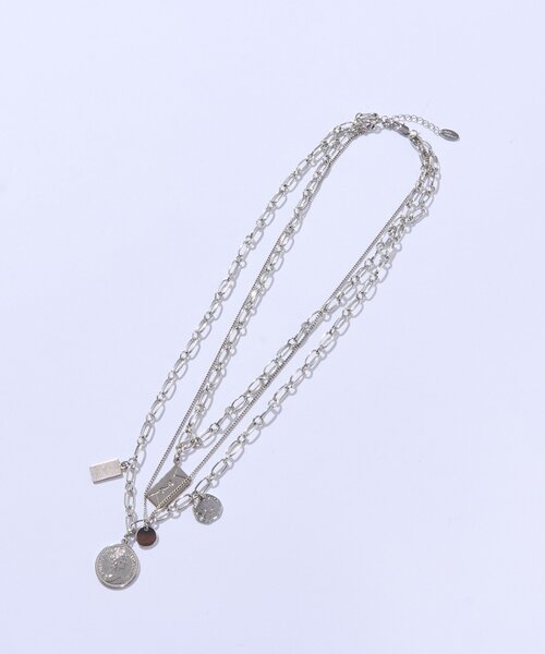RIVE DROITE(リヴドロワ)の「【顔周りを華やかに】charmsネックレス(オフィスカジュアル)(ネックレス・レディース・シルバー/ゴールド・FREE)」の18枚目の写真
