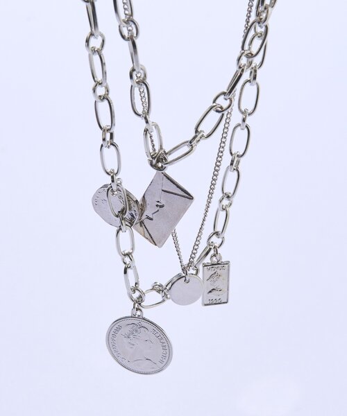 RIVE DROITE(リヴドロワ)の「【顔周りを華やかに】charmsネックレス(オフィスカジュアル)(ネックレス・レディース・シルバー/ゴールド・FREE)」の9枚目の写真