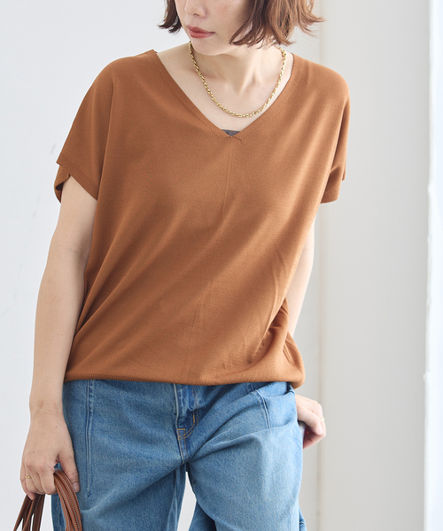 journal standard L'essage(ジャーナルスタンダードレサージュ)の「《接触冷感/ 手洗い可能》クールタッチVネックプルオーバー(ニット/セーター・レディース・ブラック系その他/ブラック/キャメル・FREE)」の3枚目の写真